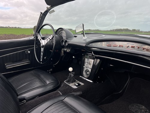 1962 Chevrolet Corvette C1 327CI 5.4L V8 For Sale (picture 18 of 214)