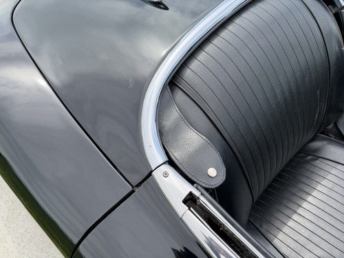 1962 Chevrolet Corvette C1 327CI 5.4L V8 For Sale (picture 22 of 214)