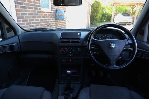 1997 Alfa Romeo 145 Cloverleaf zum Verkauf (Bild 72 von 207)