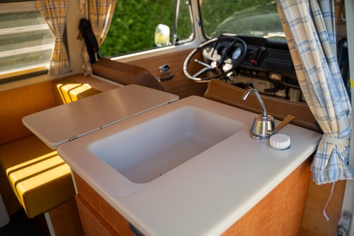 1968 Volkswagen Type 2 Bay Window Westfalia Camper Van En venta (imagen 72 de 146)