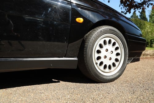 1996 Alfa Romeo 155 2L 16V Twinspark Series II ‘Wide Body’ zum Verkauf (Bild 140 von 186)