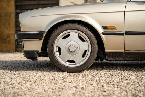 1983 BMW E30 316 Manual For Sale (picture 20 of 132)