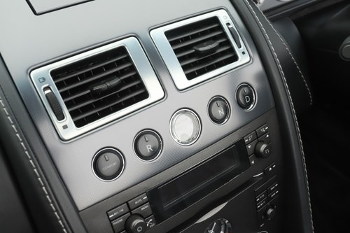 2007 Aston Martin V8 Vantage Roadster En venta (imagen 108 de 237)