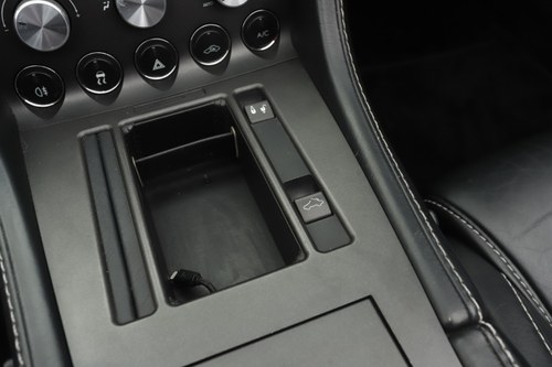 2007 Aston Martin V8 Vantage Roadster En venta (imagen 112 de 237)