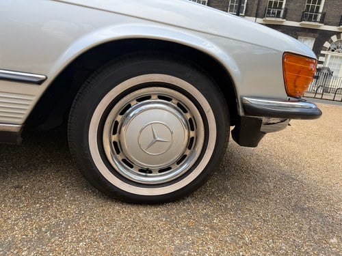 1981 Mercedes-Benz 380 SLC C107 For Sale (picture 12 of 122)
