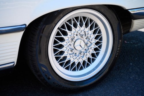 1984 Mercedes-Benz 500 SL R107 à venda (imagem 17 de 158)