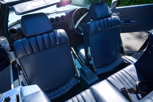 1984 Mercedes-Benz 500 SL R107 à venda (imagem 31 de 158)