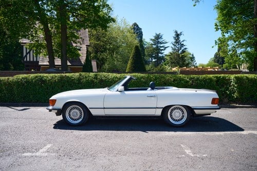 1984 Mercedes-Benz 500 SL R107 à venda (imagem 4 de 158)
