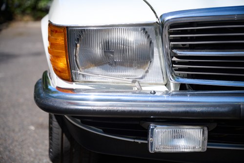 1984 Mercedes-Benz 500 SL R107 à venda (imagem 77 de 158)