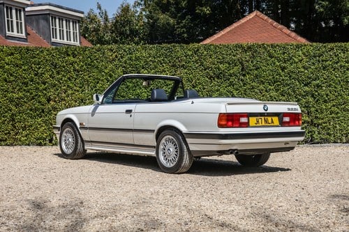 1991 BMW E30 325i Convertible Manual For Sale (picture 6 of 133)