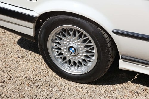 1991 BMW E30 325i Convertible Manual For Sale (picture 11 of 133)