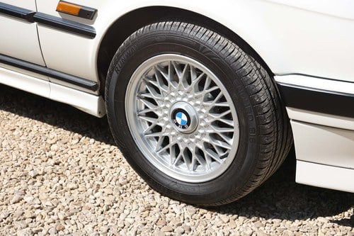 1991 BMW E30 325i Convertible Manual For Sale (picture 12 of 133)