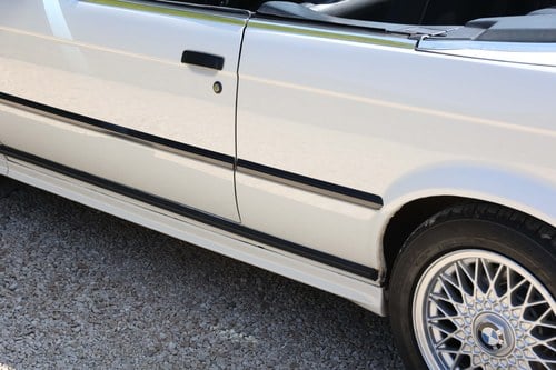 1991 BMW E30 325i Convertible Manual For Sale (picture 59 of 133)