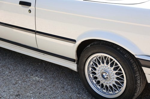 1991 BMW E30 325i Convertible Manual For Sale (picture 60 of 133)