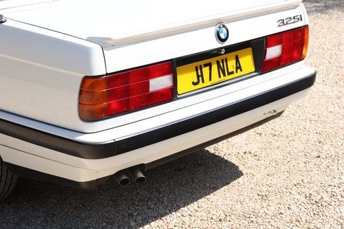 1991 BMW E30 325i Convertible Manual For Sale (picture 68 of 133)