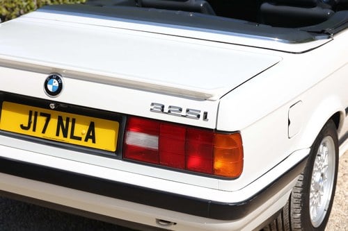1991 BMW E30 325i Convertible Manual For Sale (picture 74 of 133)