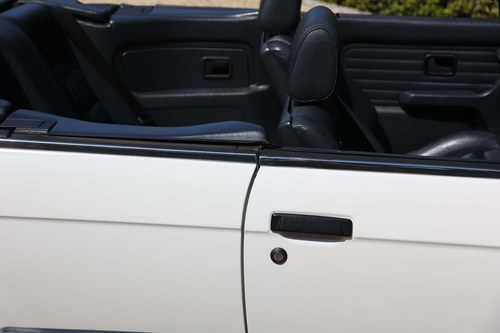 1991 BMW E30 325i Convertible Manual For Sale (picture 88 of 133)