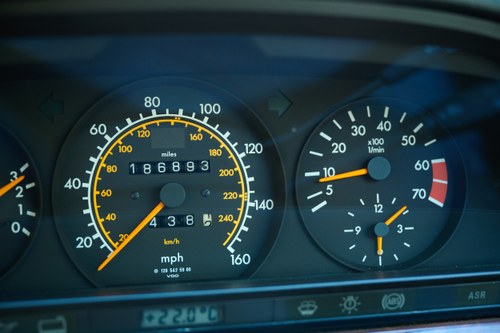 1991 Mercedes-Benz 500 SEL W126 zum Verkauf (Bild 45 von 189)