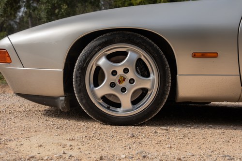 1993 Porsche 928 GTS Manual till salu (bild 11 av 156)