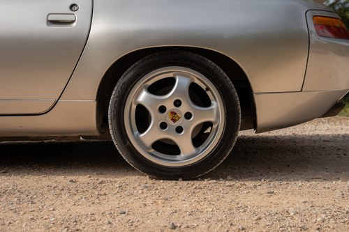 1993 Porsche 928 GTS Manual till salu (bild 12 av 156)