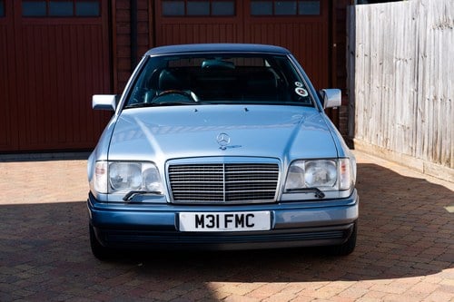 1994 Mercedes-Benz E320 Cabriolet A124 For Sale (picture 7 of 271)