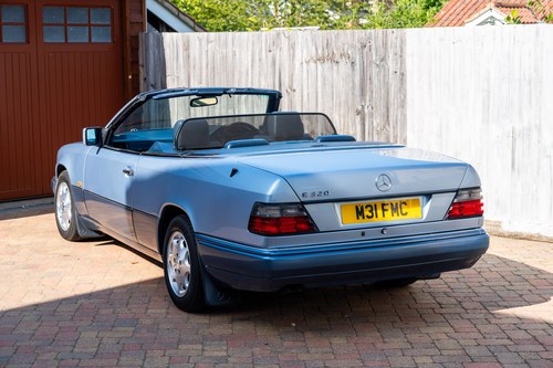1994 Mercedes-Benz E320 Cabriolet A124 For Sale (picture 23 of 271)