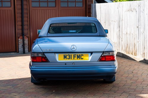 1994 Mercedes-Benz E320 Cabriolet A124 For Sale (picture 26 of 271)