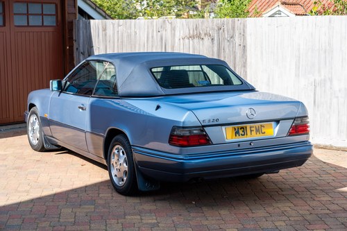 1994 Mercedes-Benz E320 Cabriolet A124 For Sale (picture 30 of 271)