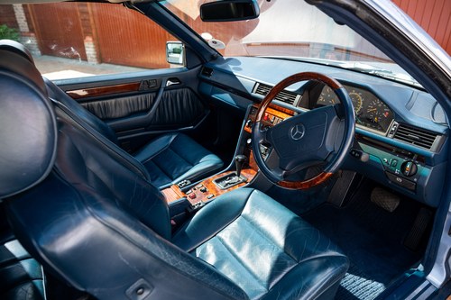 1994 Mercedes-Benz E320 Cabriolet A124 For Sale (picture 63 of 271)
