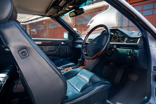 1994 Mercedes-Benz E320 Cabriolet A124 For Sale (picture 64 of 271)
