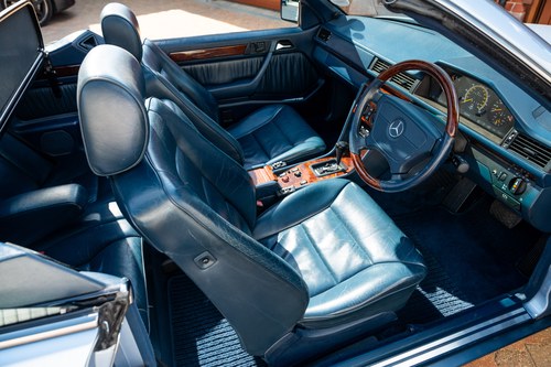 1994 Mercedes-Benz E320 Cabriolet A124 For Sale (picture 80 of 271)