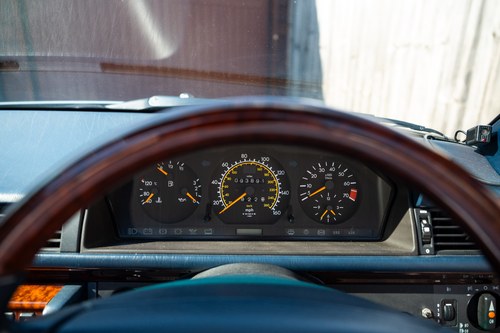 1994 Mercedes-Benz E320 Cabriolet A124 For Sale (picture 115 of 271)