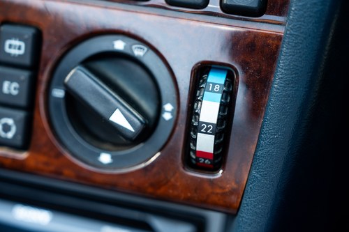 1994 Mercedes-Benz E320 Cabriolet A124 For Sale (picture 129 of 271)