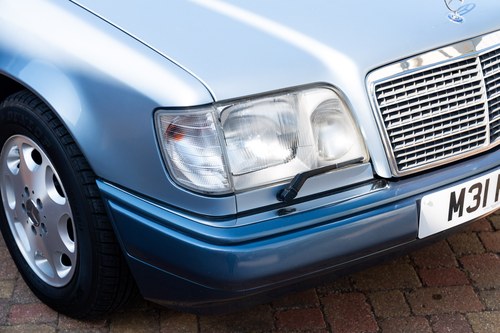 1994 Mercedes-Benz E320 Cabriolet A124 For Sale (picture 175 of 271)