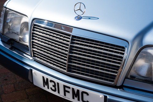 1994 Mercedes-Benz E320 Cabriolet A124 For Sale (picture 176 of 271)