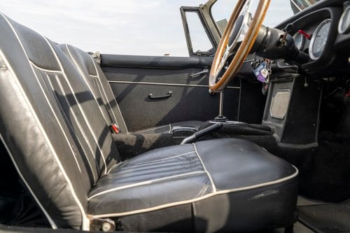 1967 MGB Roadster à venda (imagem 38 de 126)