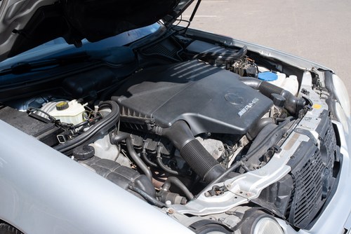 2000 Mercedes-Benz E55 AMG W210 zum Verkauf (Bild 114 von 141)