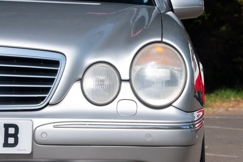 2000 Mercedes-Benz E55 AMG W210 zum Verkauf (Bild 91 von 141)