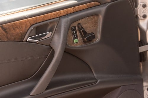 2000 Mercedes-Benz E55 AMG W210 zum Verkauf (Bild 47 von 141)