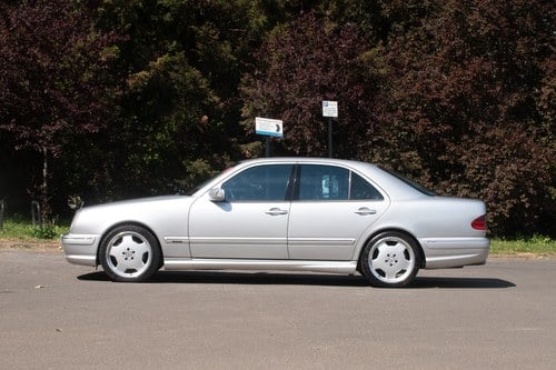 2000 Mercedes-Benz E55 AMG W210 zum Verkauf (Bild 21 von 141)