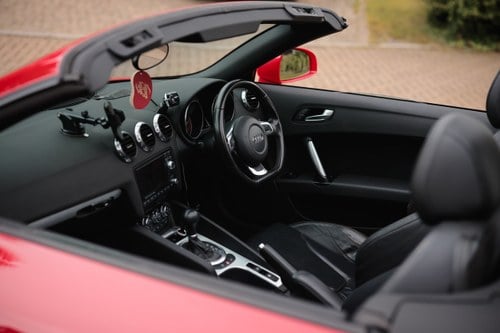 2007 Audi TT 3.2 V6 DSG Mk2 8J En venta (imagen 45 de 219)