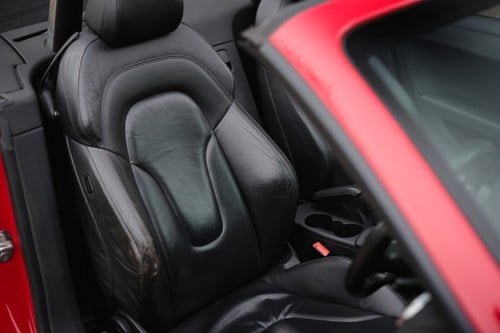 2007 Audi TT 3.2 V6 DSG Mk2 8J En venta (imagen 58 de 219)