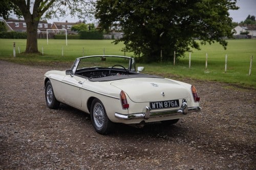 1963 MG B Roadster ‘Pull Handle’ En venta (imagen 13 de 207)