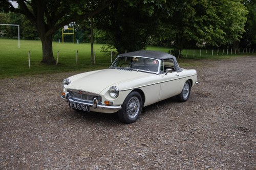 1963 MG B Roadster ‘Pull Handle’ En venta (imagen 18 de 207)