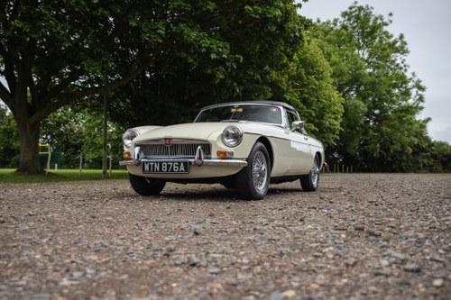 1963 MG B Roadster ‘Pull Handle’ En venta (imagen 21 de 207)