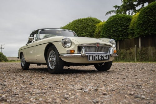 1963 MG B Roadster ‘Pull Handle’ En venta (imagen 22 de 207)