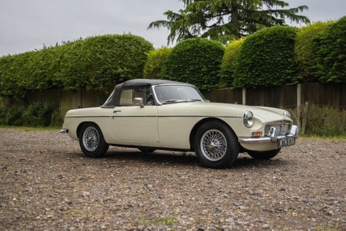 1963 MG B Roadster ‘Pull Handle’ En venta (imagen 24 de 207)