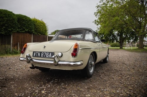 1963 MG B Roadster ‘Pull Handle’ En venta (imagen 28 de 207)