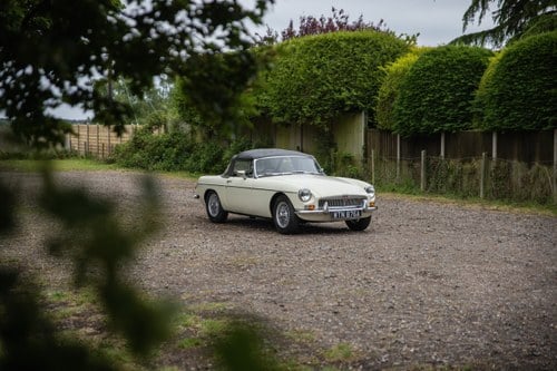 1963 MG B Roadster ‘Pull Handle’ En venta (imagen 31 de 207)
