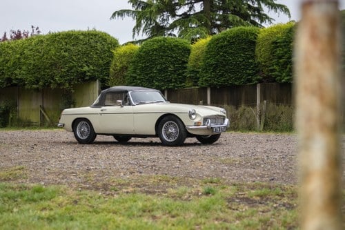 1963 MG B Roadster ‘Pull Handle’ En venta (imagen 33 de 207)